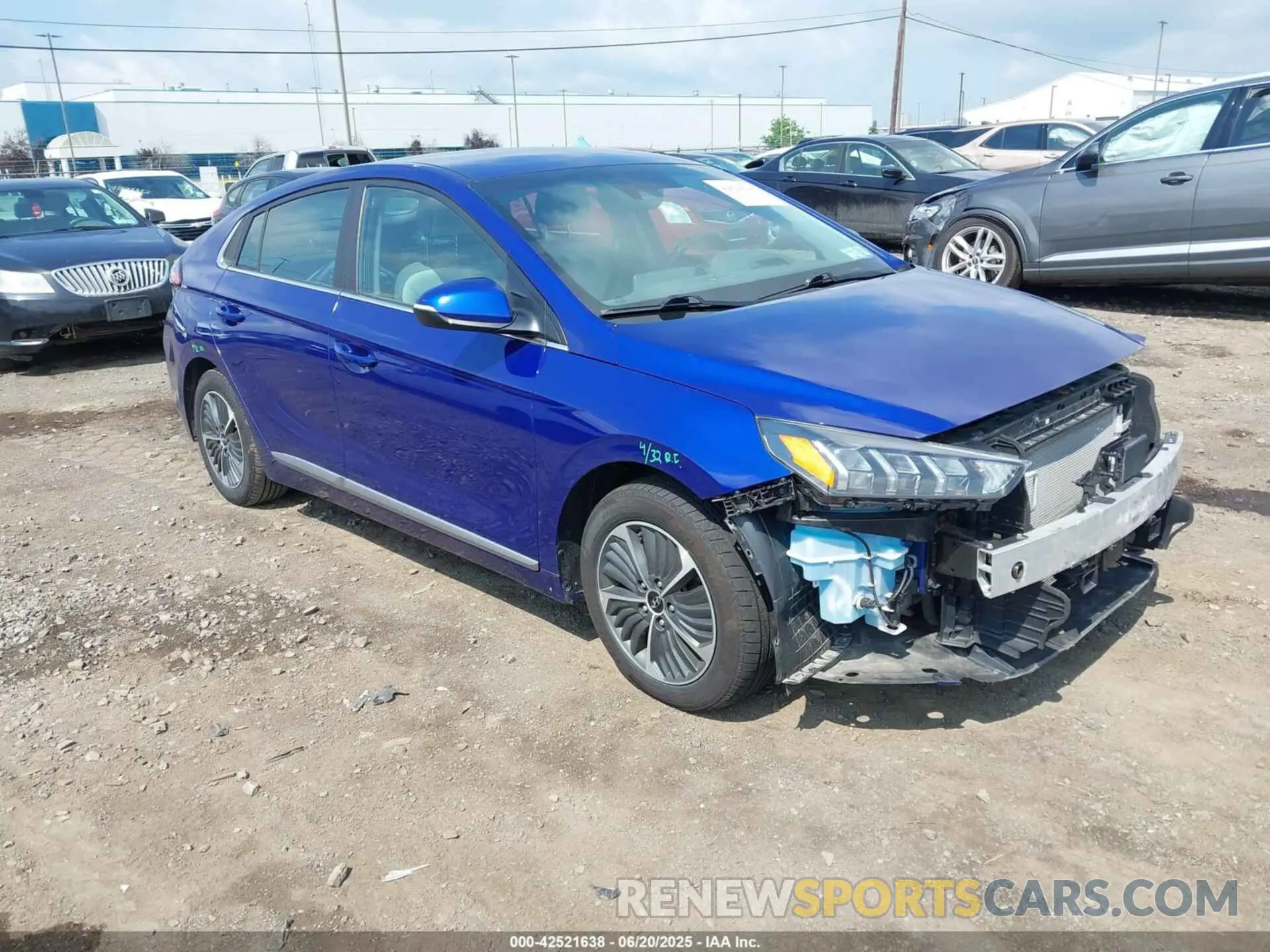 1 Photograph of a damaged car KMHC75LD6NU282676 HYUNDAI IONIQ PLUG-IN HYBRID 2022