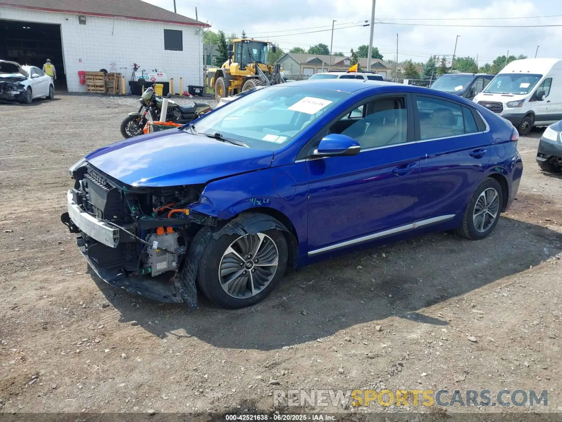 2 Photograph of a damaged car KMHC75LD6NU282676 HYUNDAI IONIQ PLUG-IN HYBRID 2022