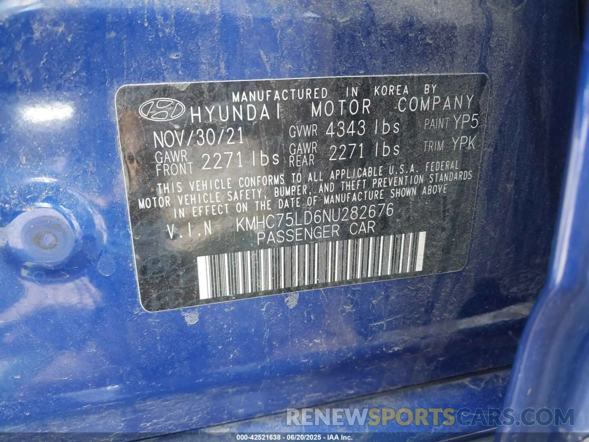 9 Photograph of a damaged car KMHC75LD6NU282676 HYUNDAI IONIQ PLUG-IN HYBRID 2022