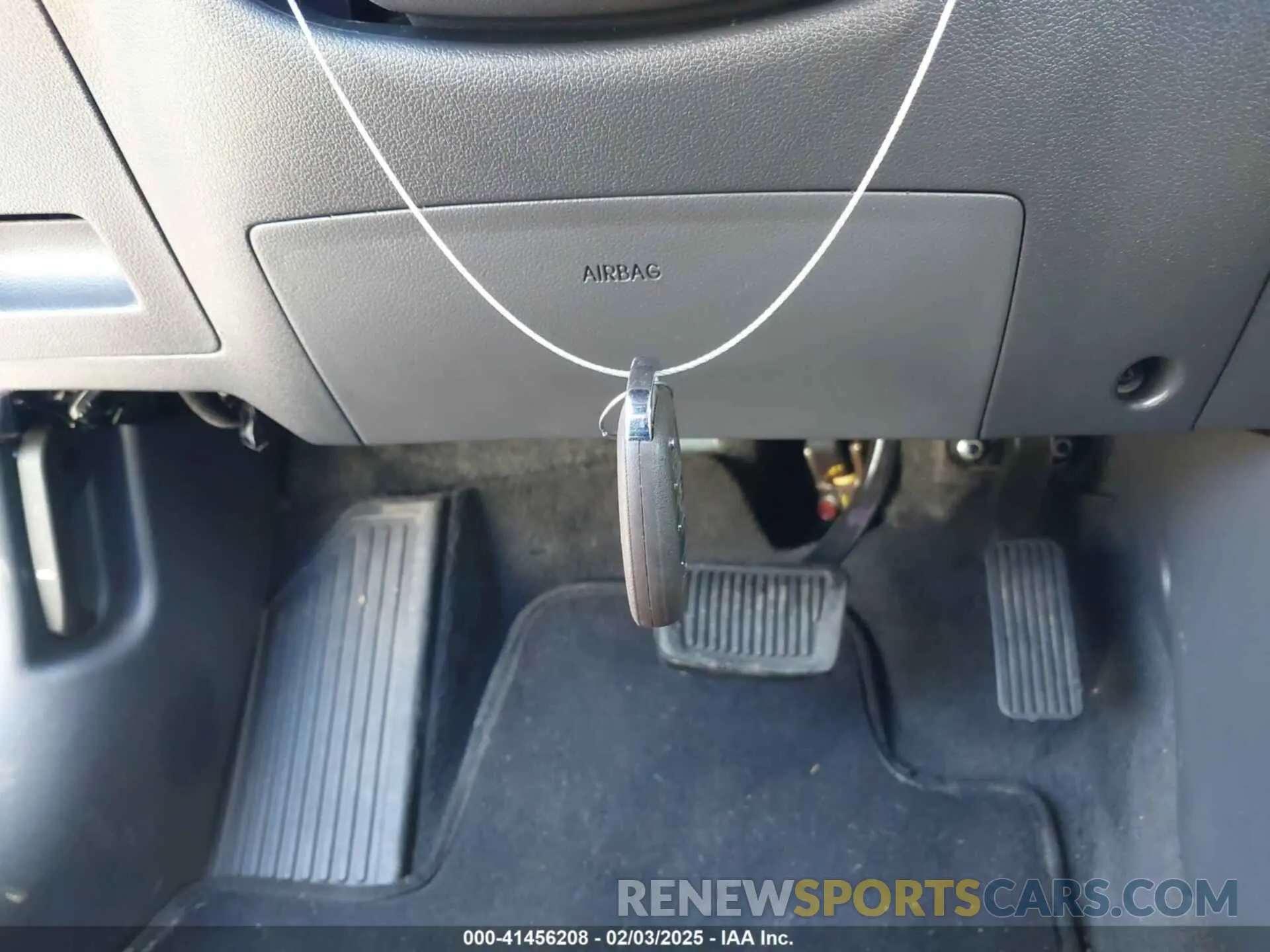 11 Photograph of a damaged car KMHCX5LD5NU265674 HYUNDAI IONIQ PLUG-IN HYBRID 2022