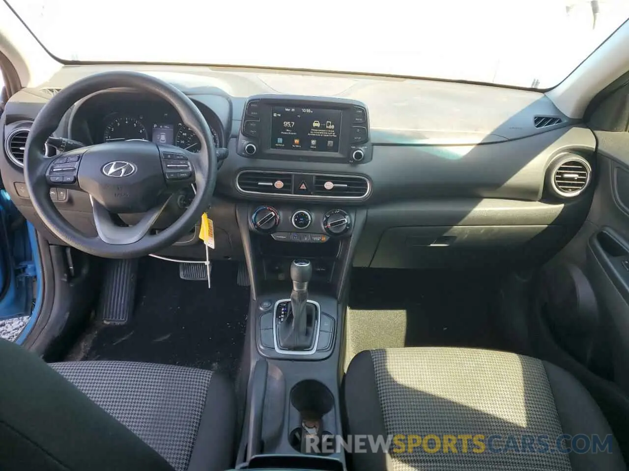 8 Photograph of a damaged car KM8K12AA0KU217631 HYUNDAI KONA 2019