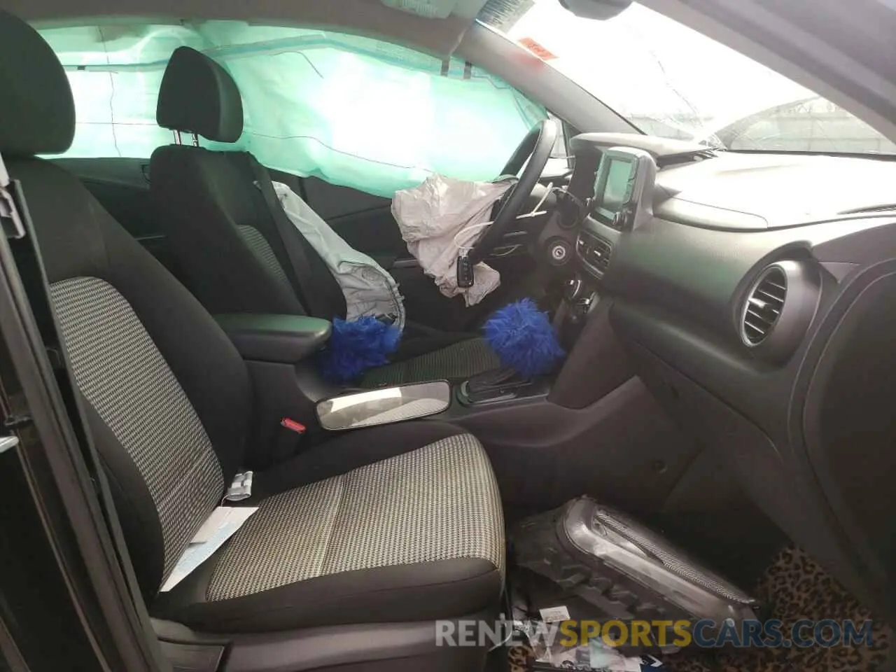 7 Photograph of a damaged car KM8K12AA0KU223977 HYUNDAI KONA 2019