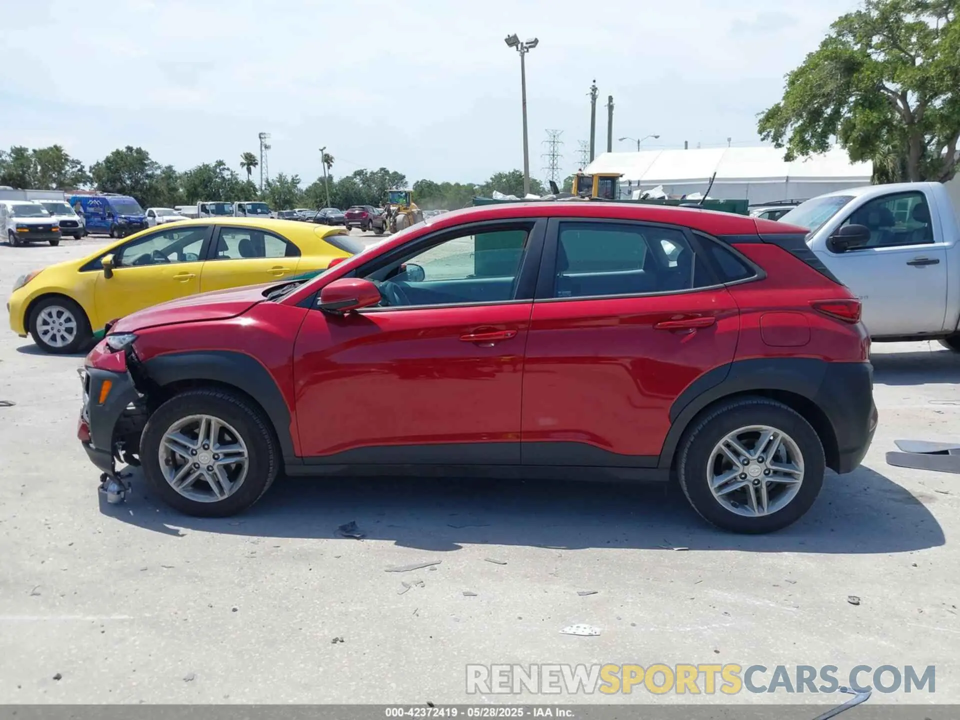 14 Photograph of a damaged car KM8K12AA0KU295035 HYUNDAI KONA 2019