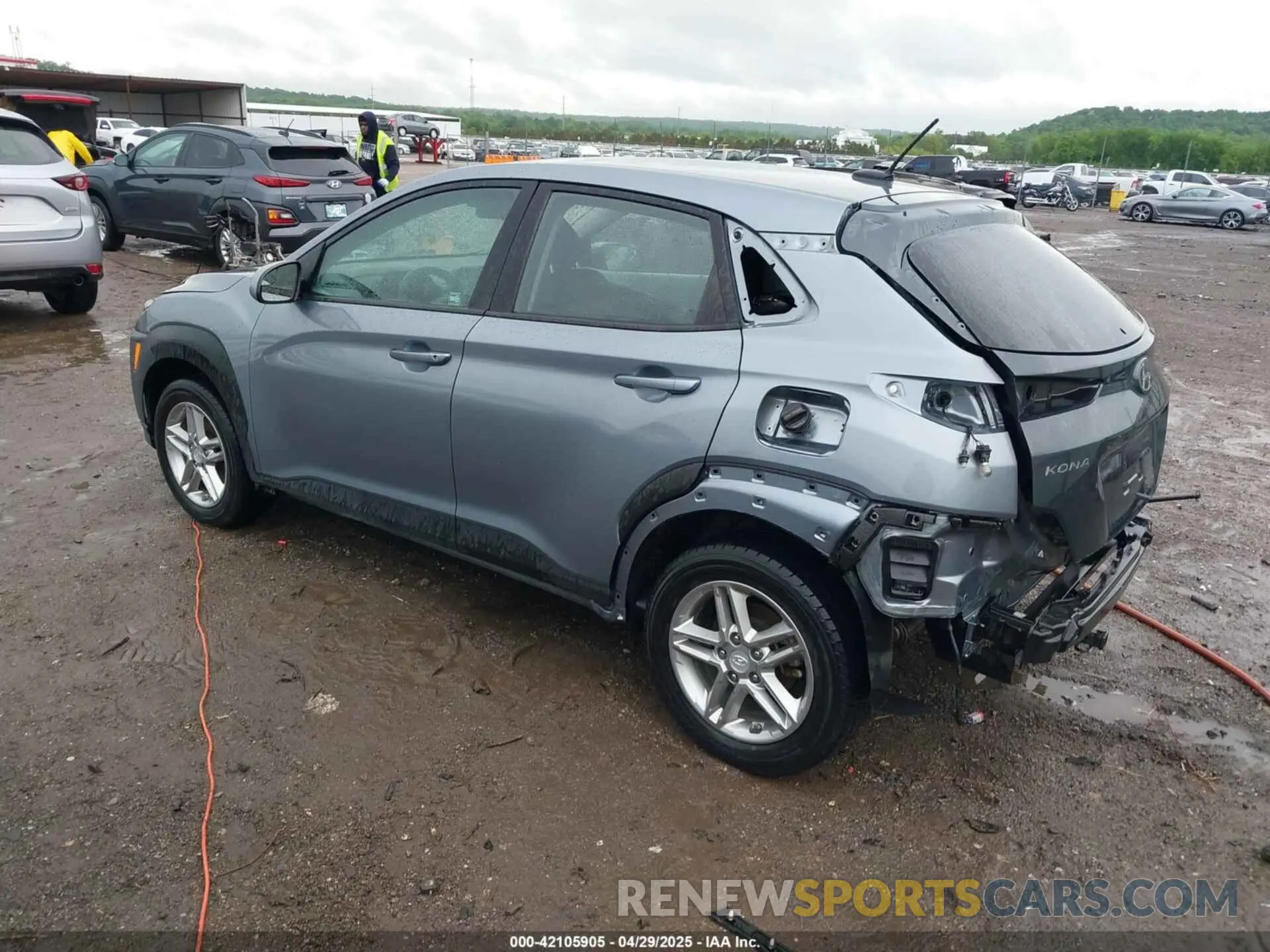 3 Photograph of a damaged car KM8K12AA1KU207710 HYUNDAI KONA 2019