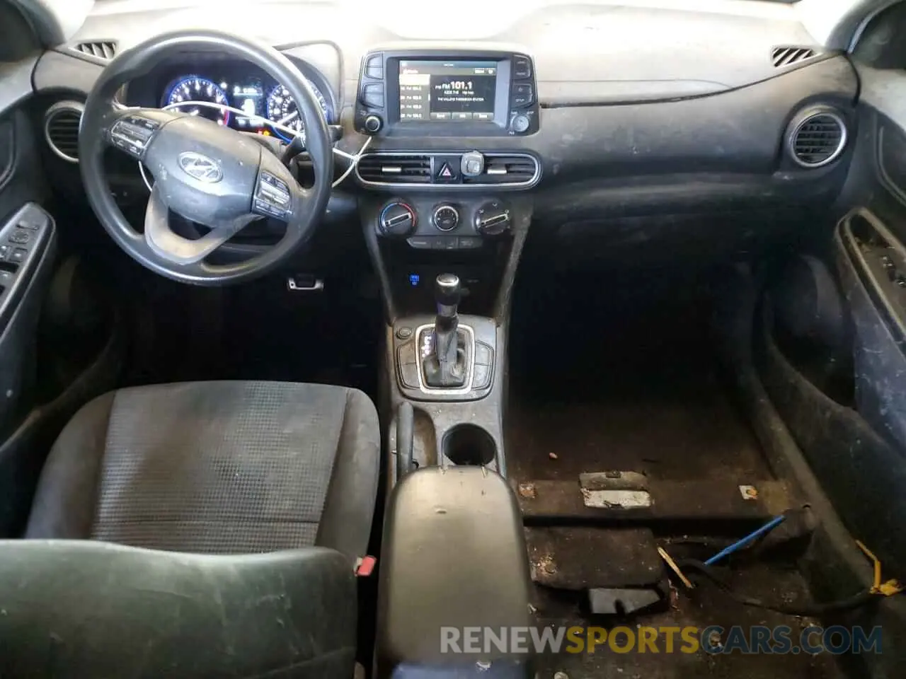 8 Photograph of a damaged car KM8K12AA2KU238142 HYUNDAI KONA 2019