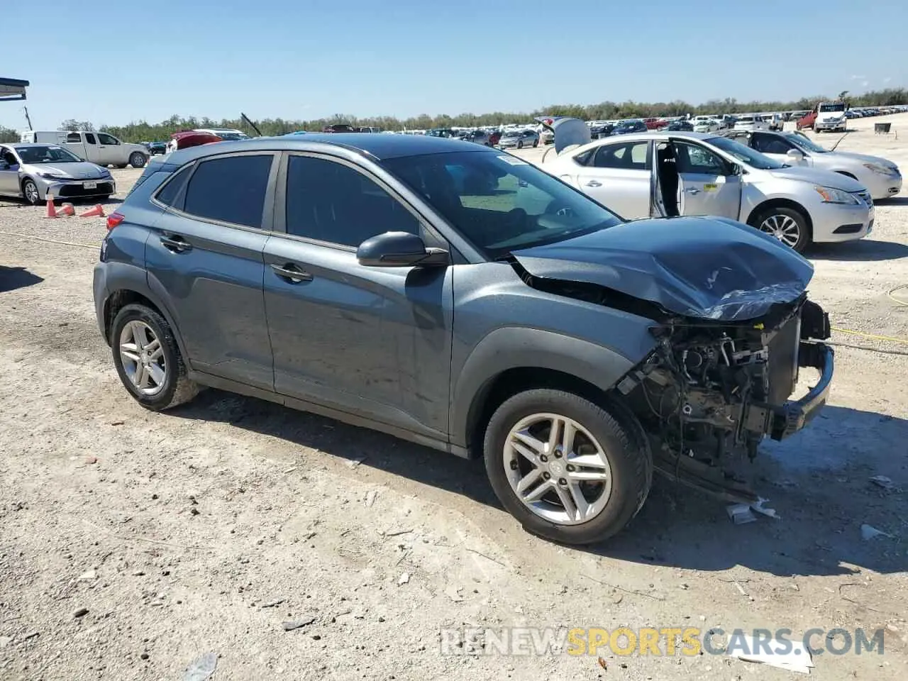 4 Photograph of a damaged car KM8K12AA2KU272713 HYUNDAI KONA 2019