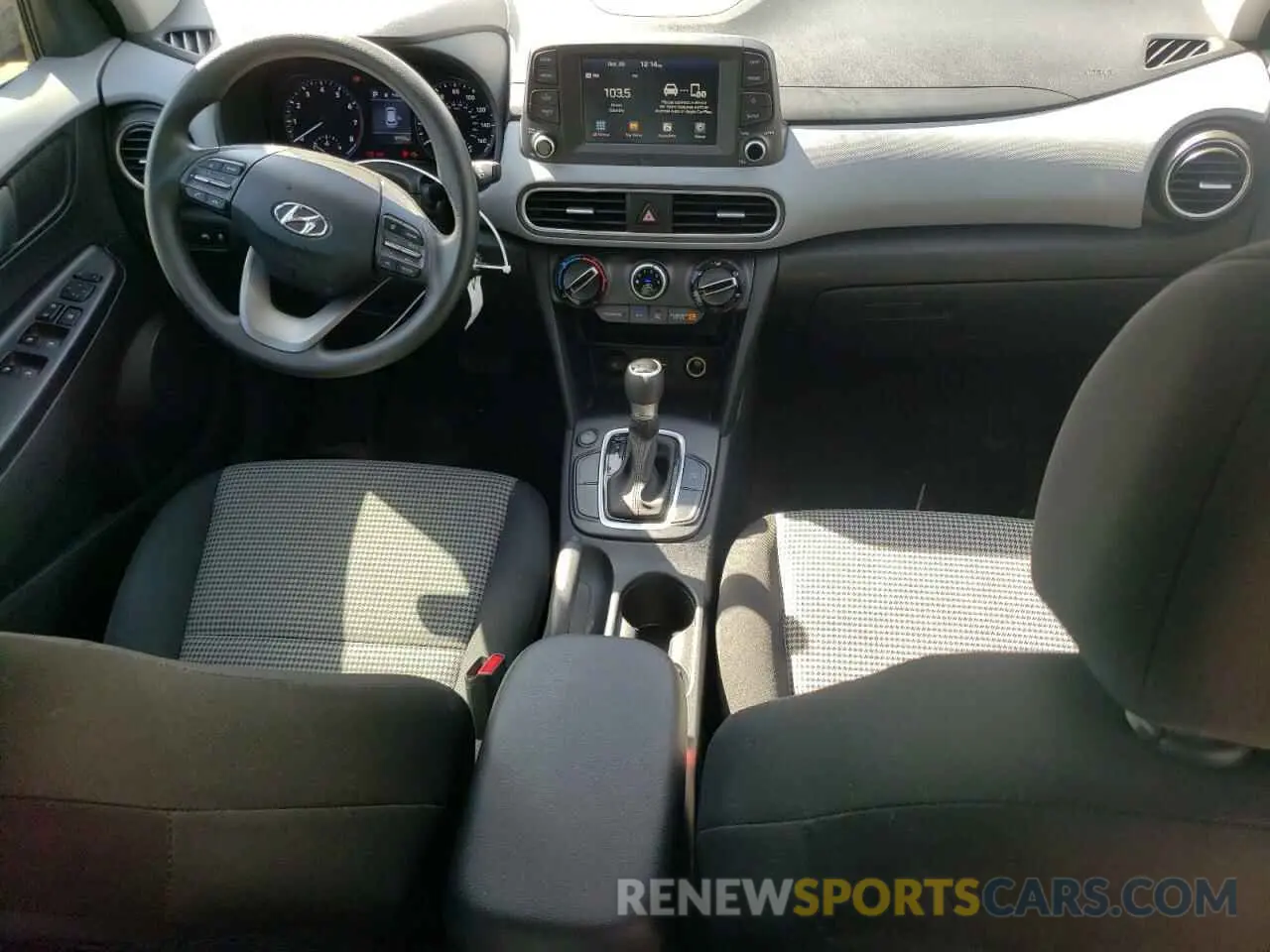 8 Photograph of a damaged car KM8K12AA4KU295054 HYUNDAI KONA 2019