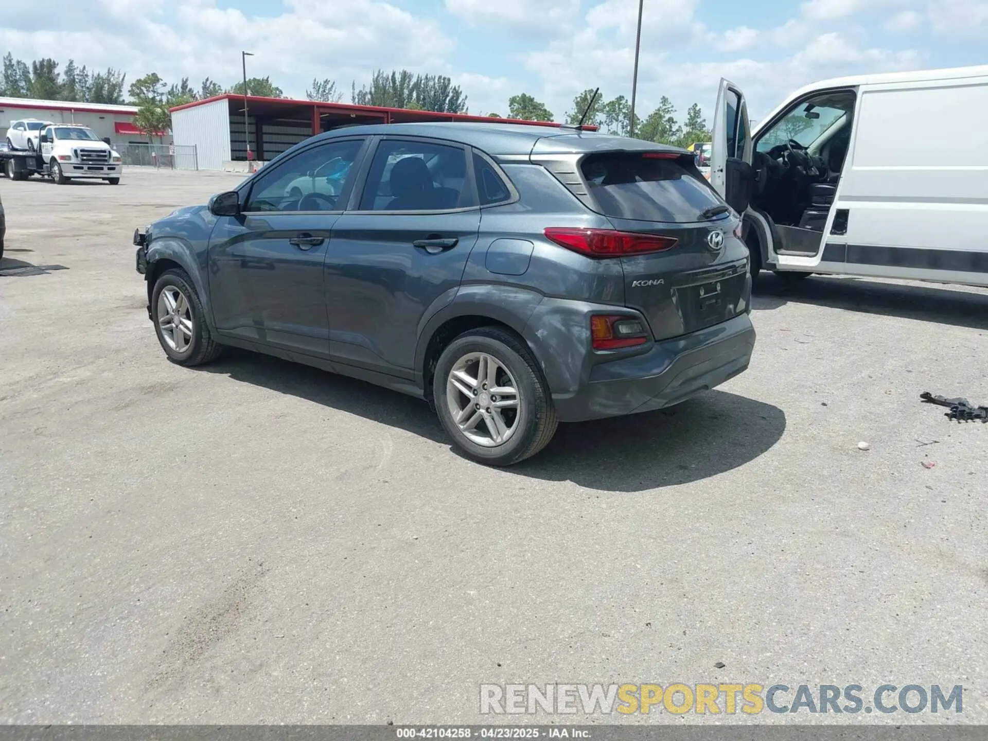 3 Photograph of a damaged car KM8K12AA4KU299296 HYUNDAI KONA 2019