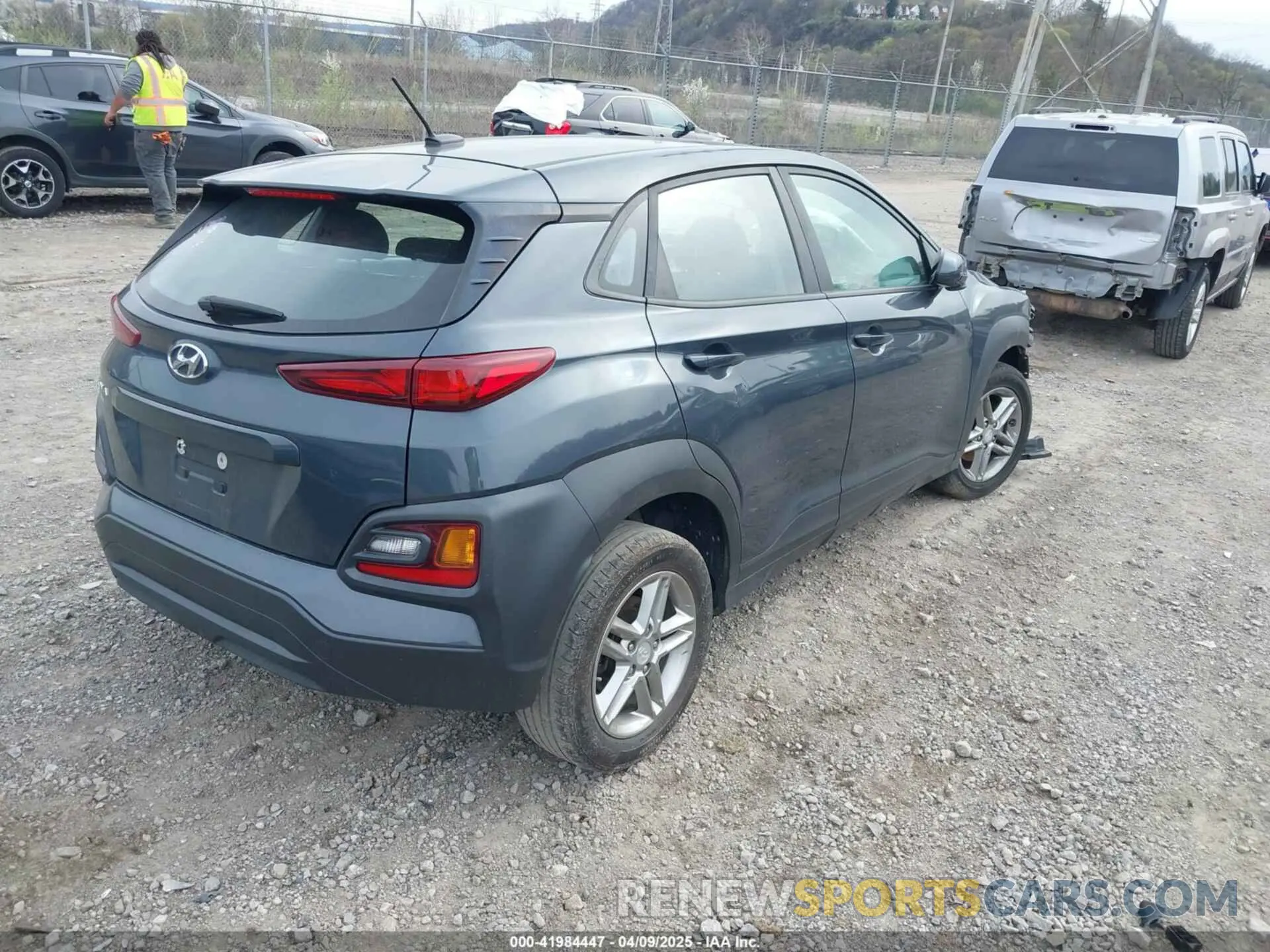 4 Photograph of a damaged car KM8K12AA5KU259423 HYUNDAI KONA 2019