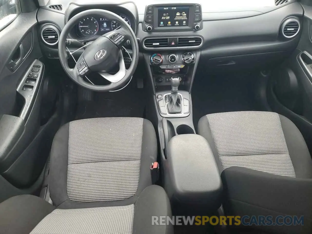 8 Photograph of a damaged car KM8K12AA6KU288994 HYUNDAI KONA 2019