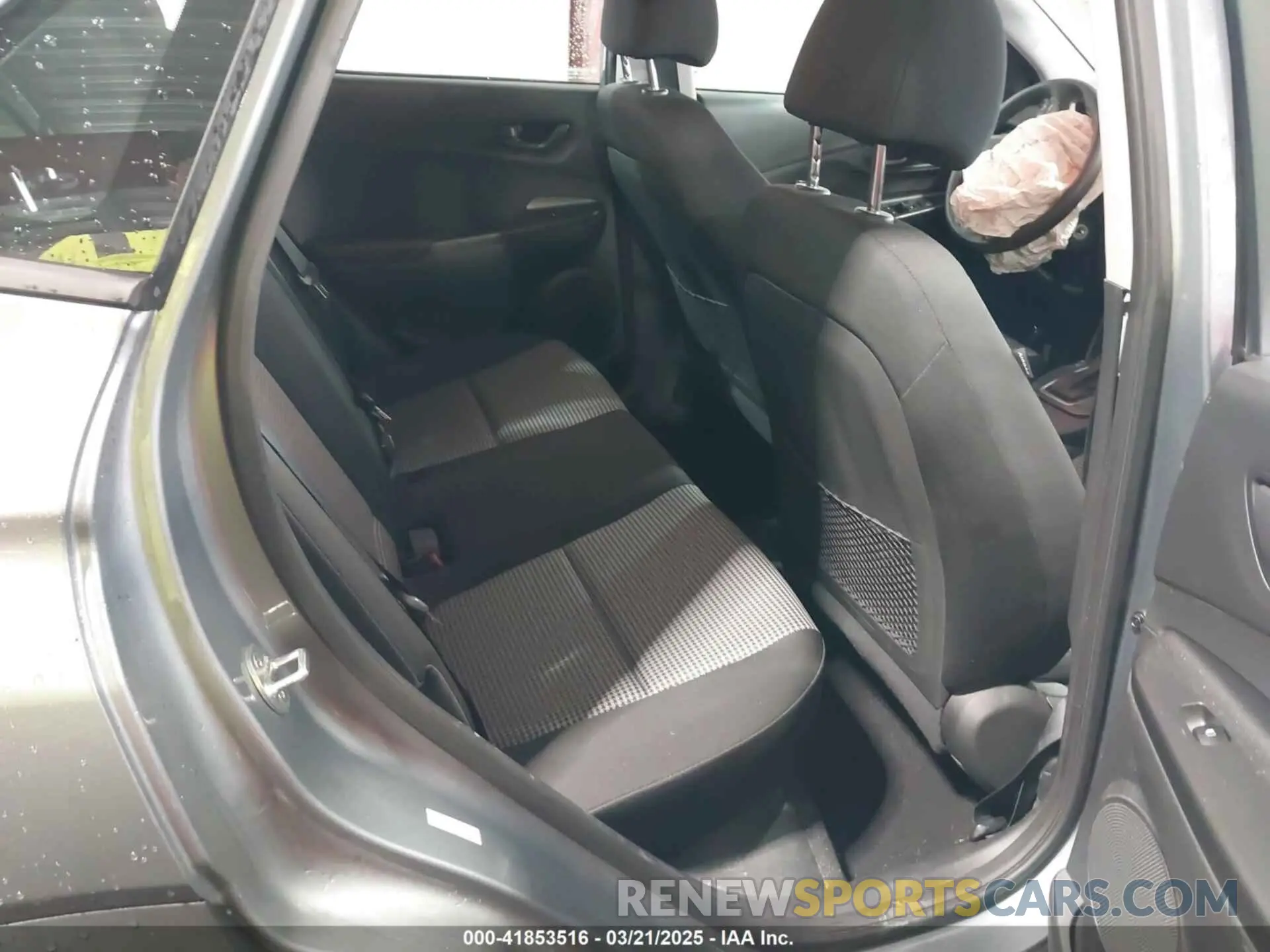 8 Photograph of a damaged car KM8K12AA6KU387721 HYUNDAI KONA 2019