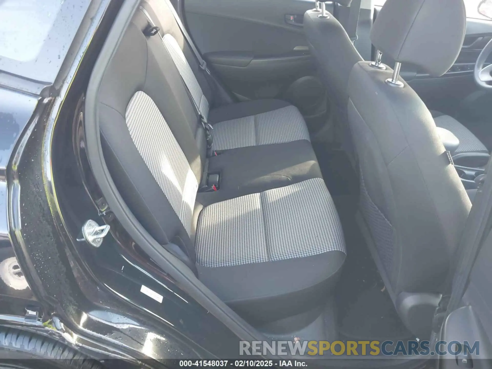 8 Photograph of a damaged car KM8K12AA7KU295968 HYUNDAI KONA 2019