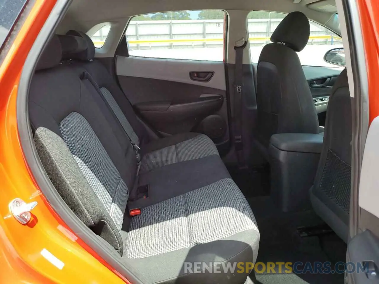 11 Photograph of a damaged car KM8K12AA7KU336924 HYUNDAI KONA 2019