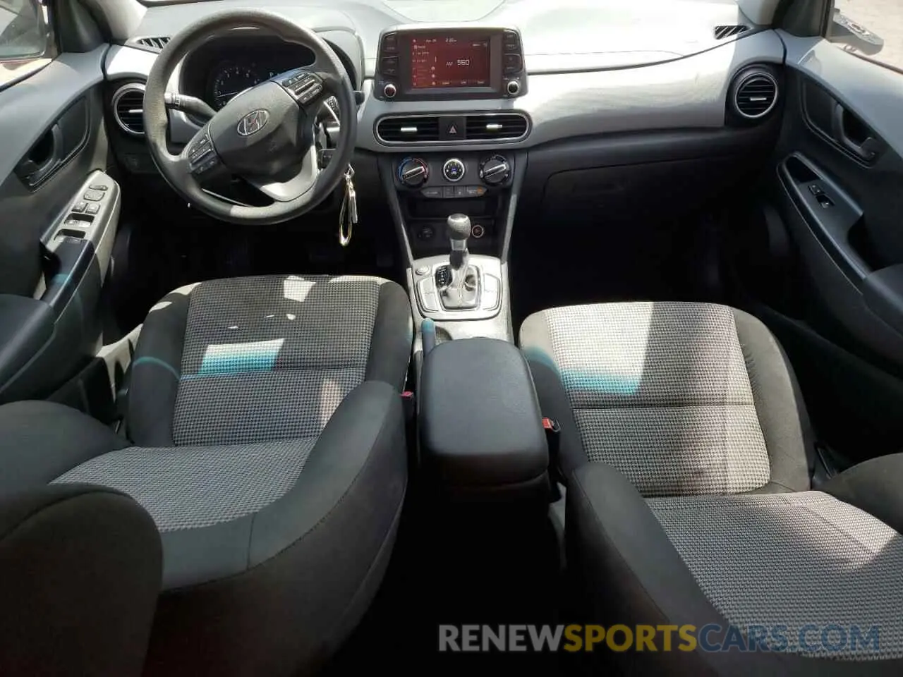 8 Photograph of a damaged car KM8K12AA7KU336924 HYUNDAI KONA 2019
