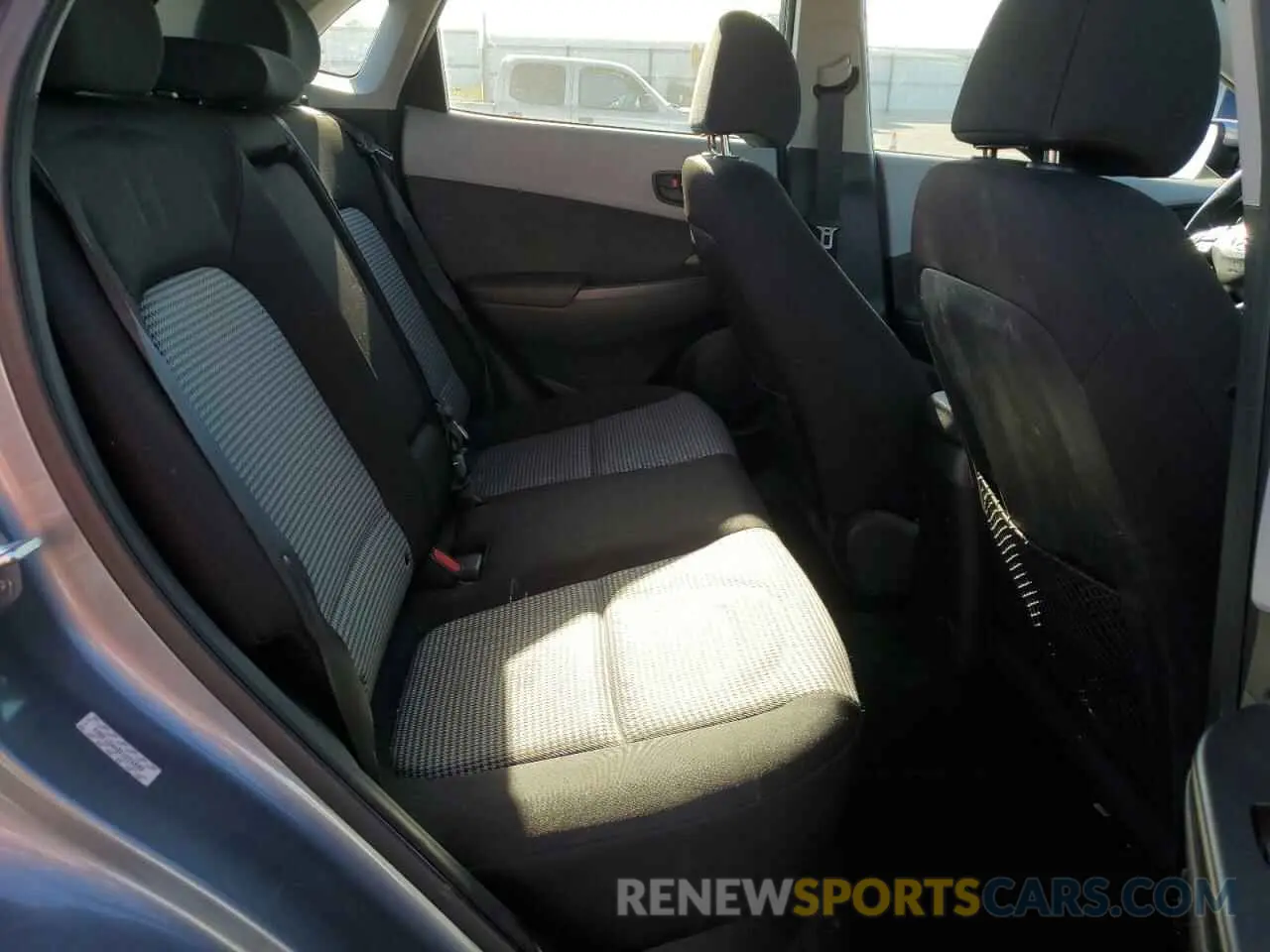 11 Photograph of a damaged car KM8K12AA8KU226688 HYUNDAI KONA 2019