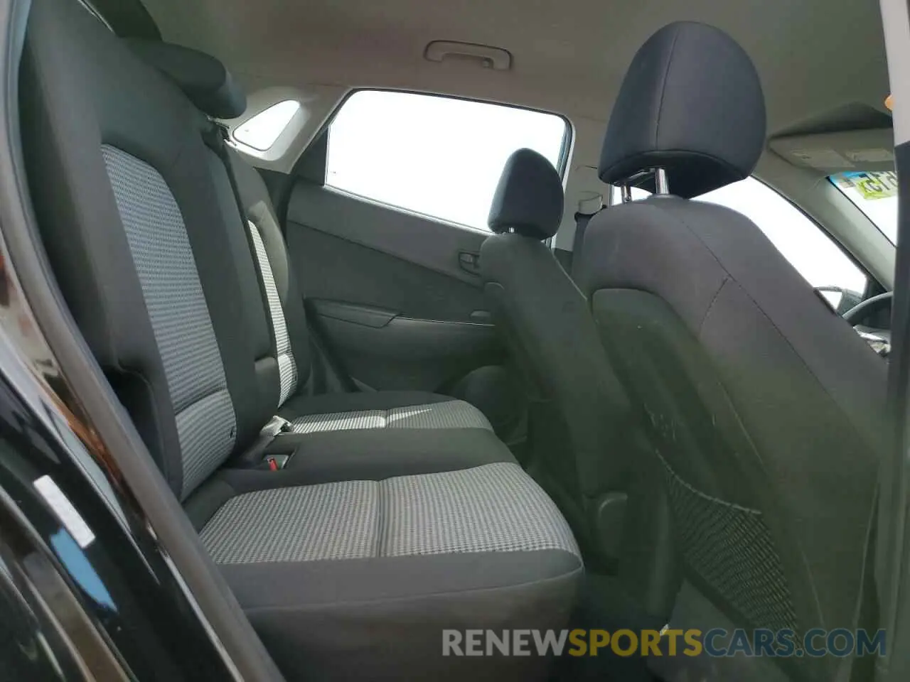 11 Photograph of a damaged car KM8K12AA8KU297311 HYUNDAI KONA 2019