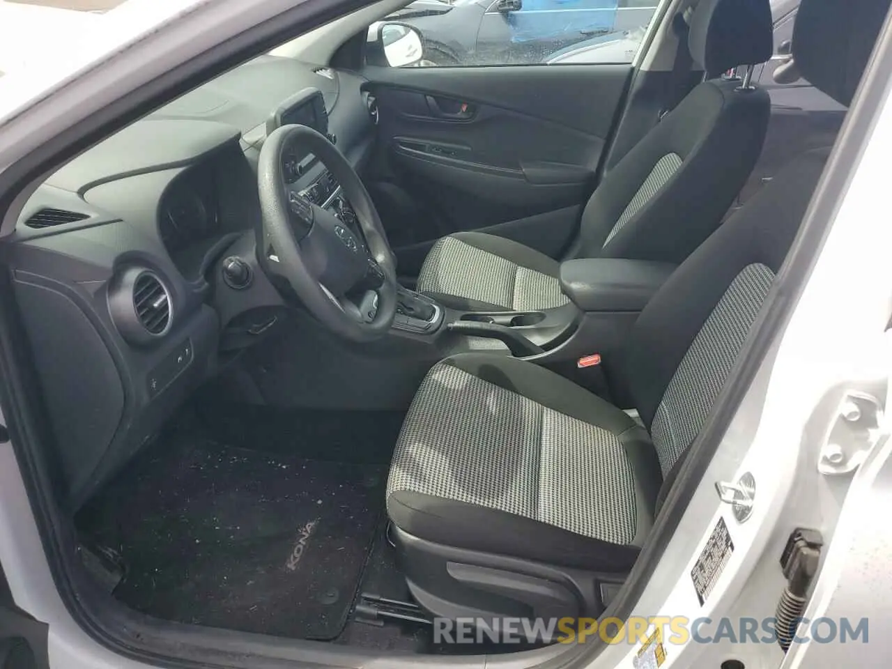 7 Photograph of a damaged car KM8K12AA8KU318299 HYUNDAI KONA 2019