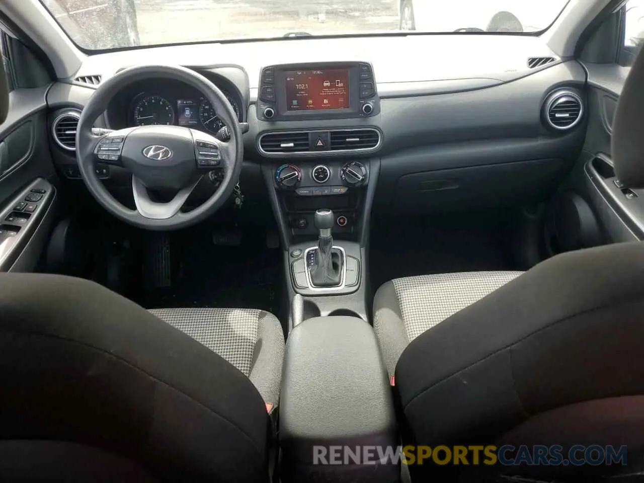 8 Photograph of a damaged car KM8K12AA8KU318299 HYUNDAI KONA 2019