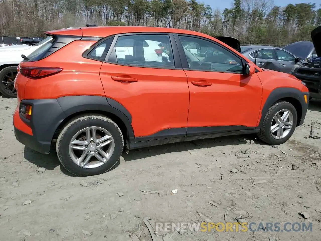 3 Photograph of a damaged car KM8K12AA8KU390572 HYUNDAI KONA 2019