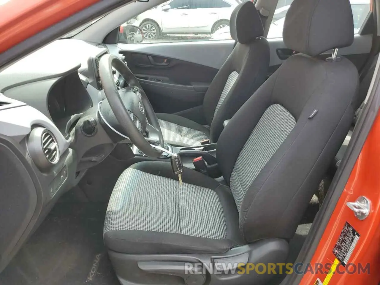 7 Photograph of a damaged car KM8K12AA8KU390572 HYUNDAI KONA 2019