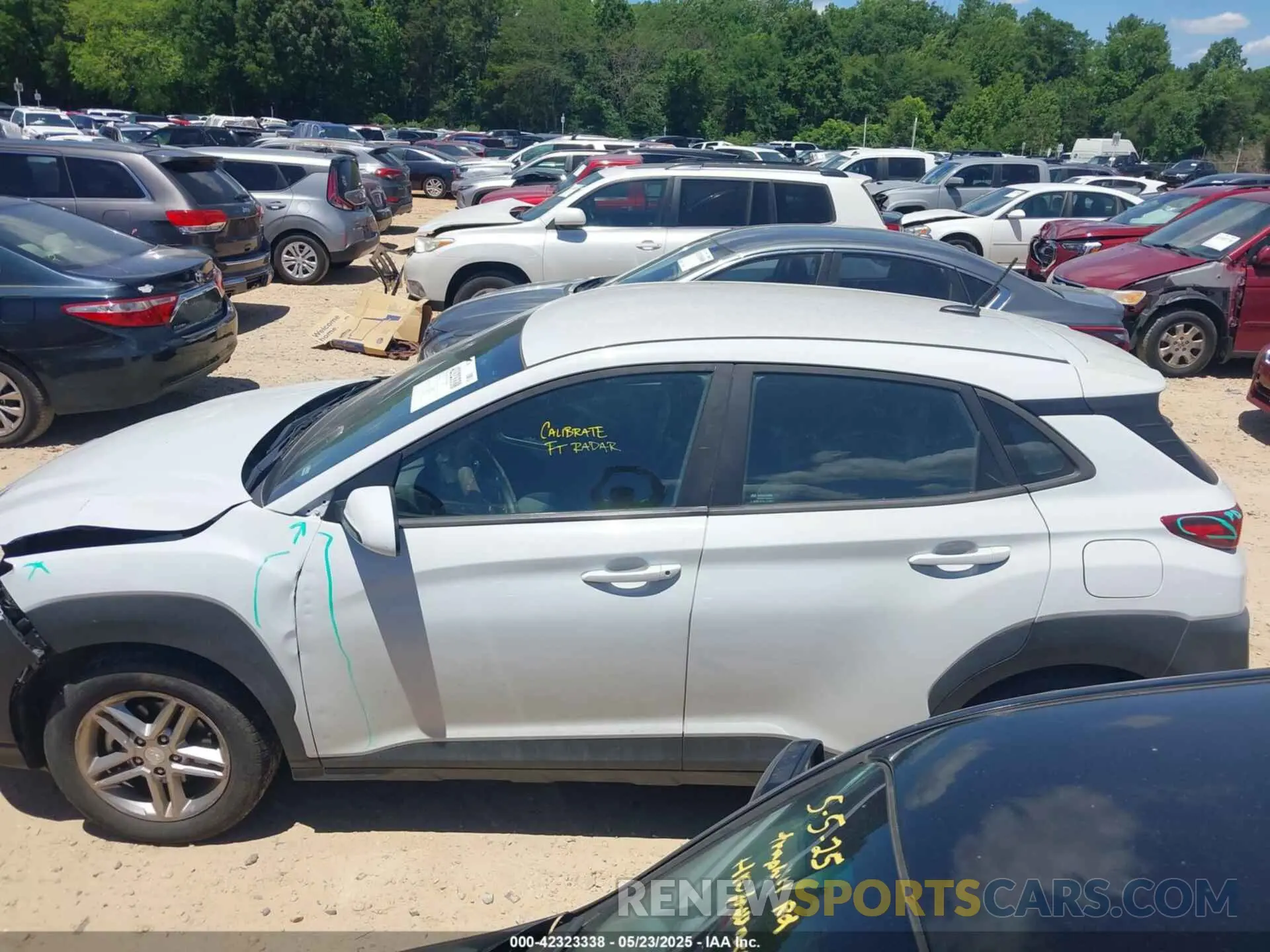 14 Photograph of a damaged car KM8K12AA9KU237912 HYUNDAI KONA 2019