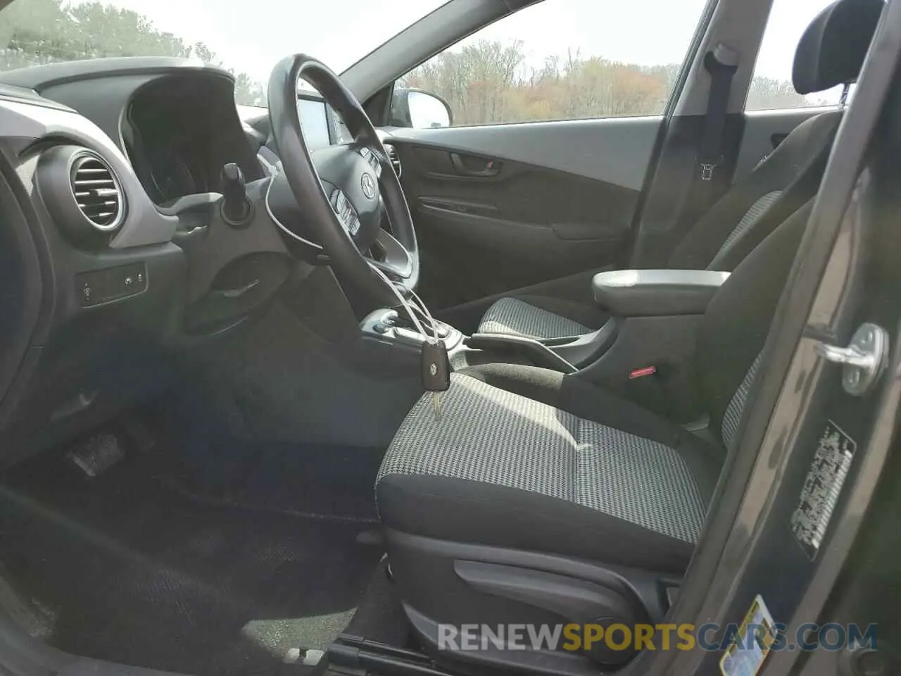 7 Photograph of a damaged car KM8K12AA9KU295776 HYUNDAI KONA 2019
