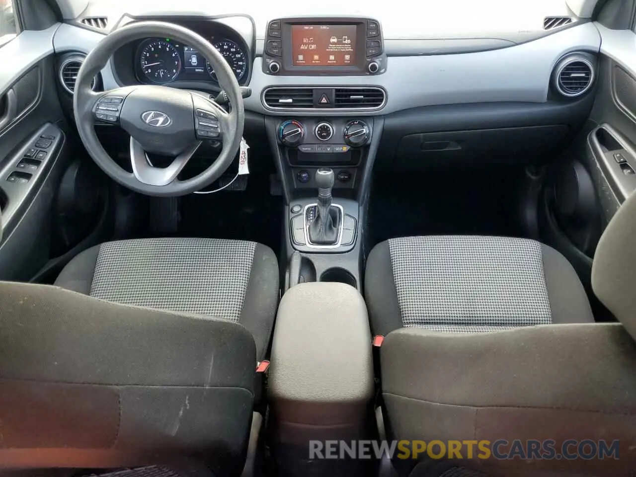 8 Photograph of a damaged car KM8K12AA9KU308509 HYUNDAI KONA 2019