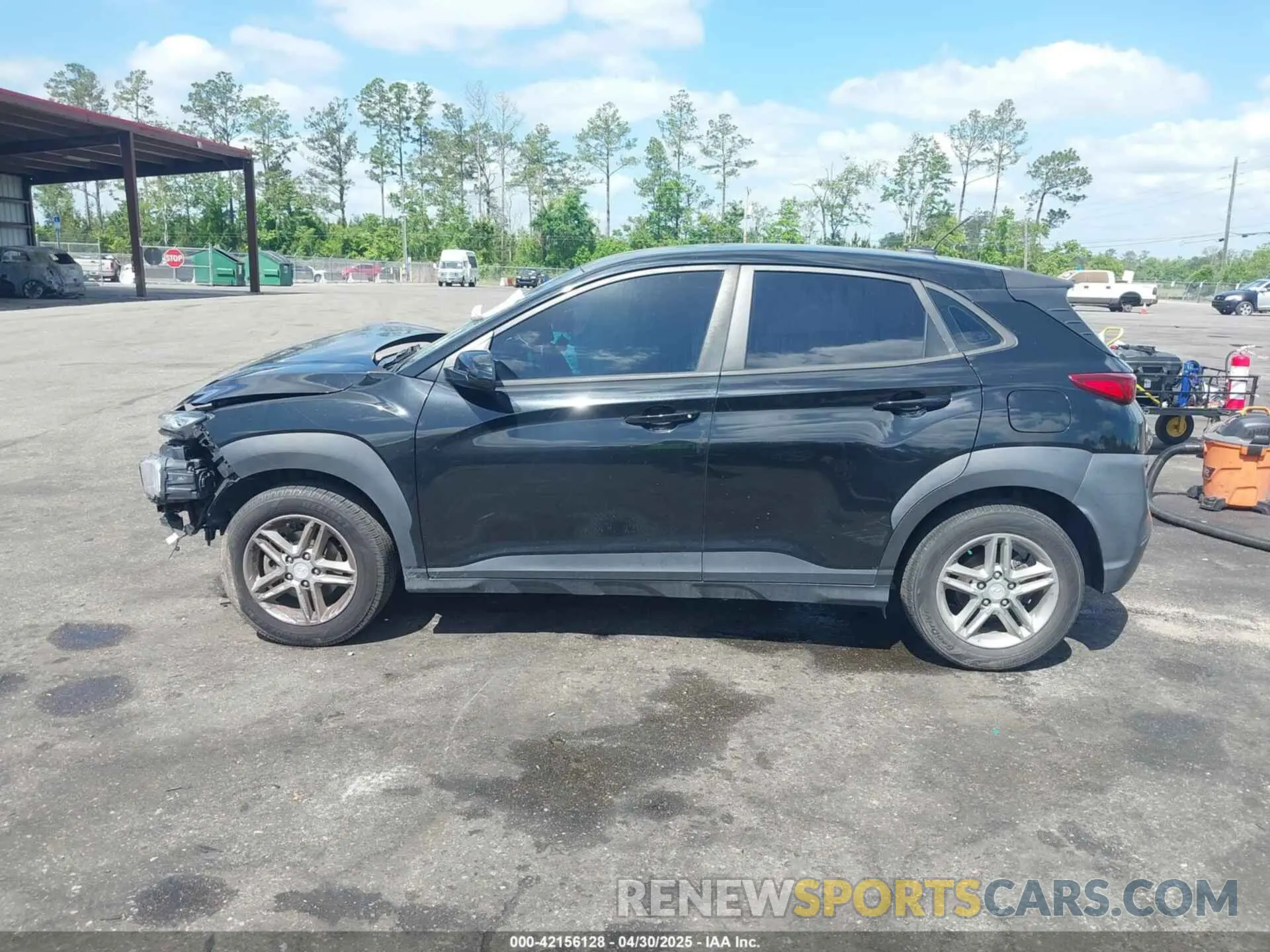 14 Photograph of a damaged car KM8K12AAXKU272197 HYUNDAI KONA 2019