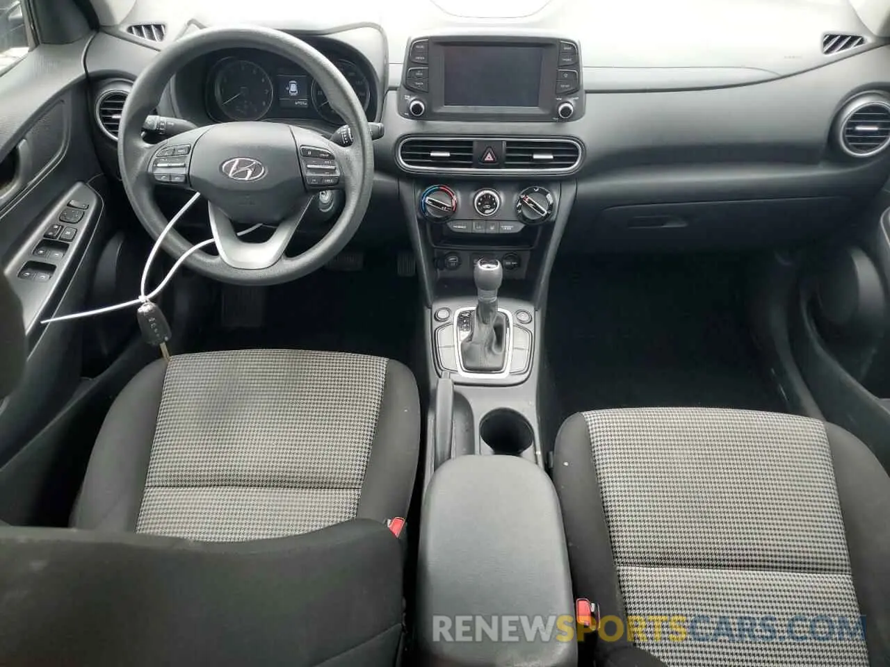 8 Photograph of a damaged car KM8K1CAA1KU194575 HYUNDAI KONA 2019