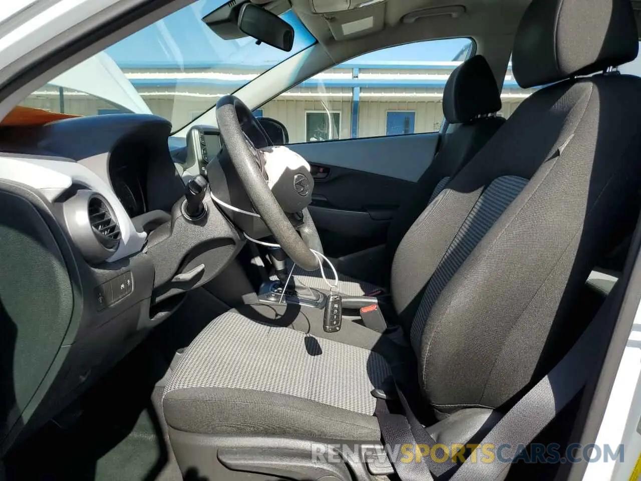 7 Photograph of a damaged car KM8K1CAA1KU283112 HYUNDAI KONA 2019