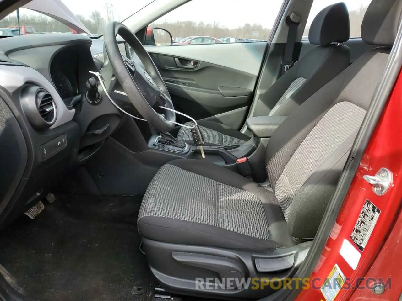 7 Photograph of a damaged car KM8K1CAA1KU300765 HYUNDAI KONA 2019