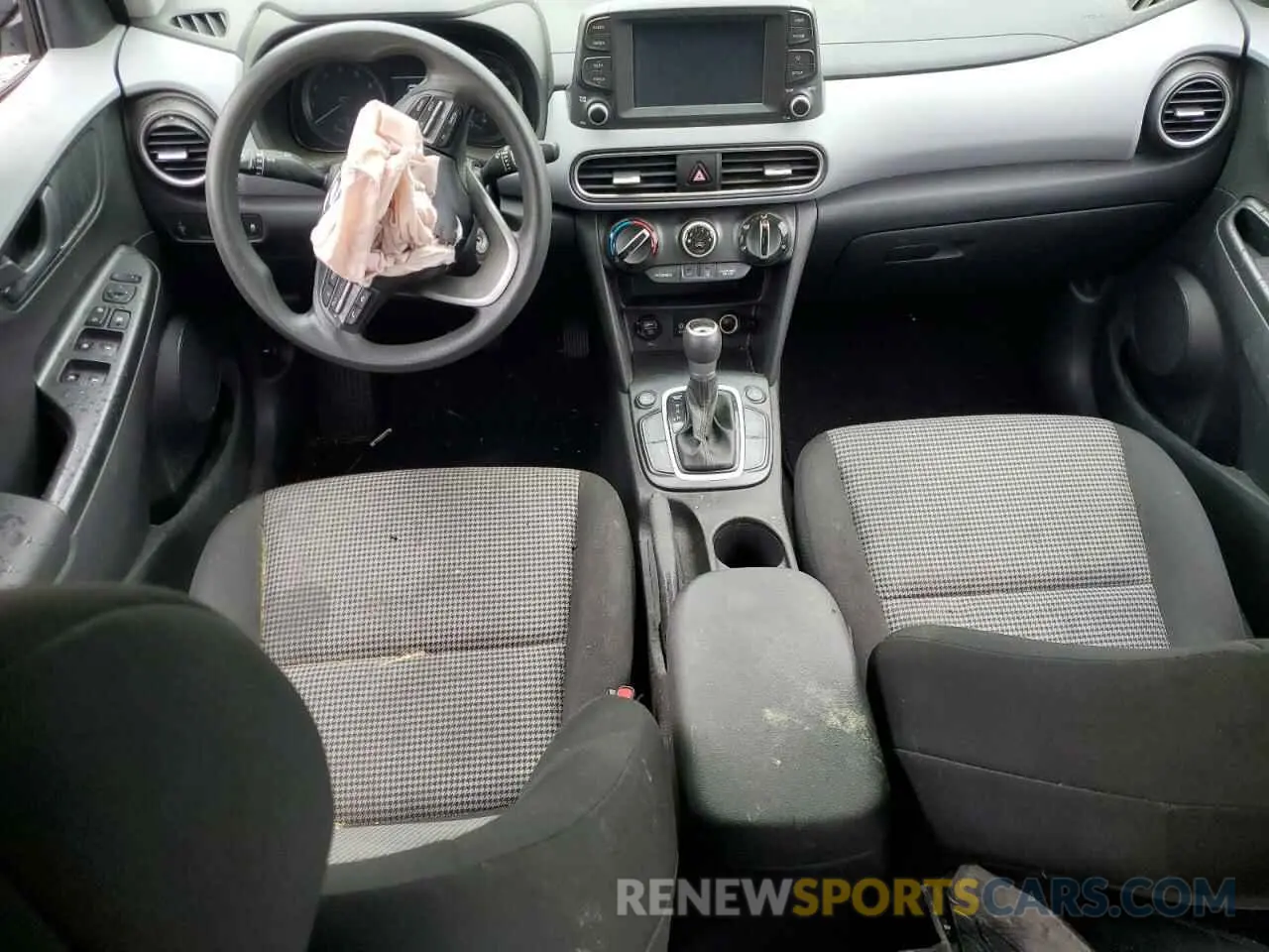 8 Photograph of a damaged car KM8K1CAA1KU308753 HYUNDAI KONA 2019