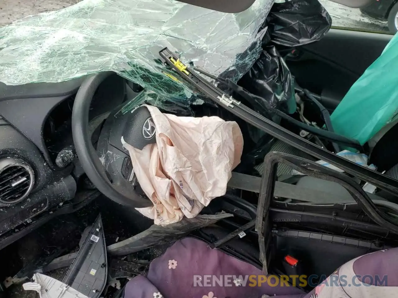 8 Photograph of a damaged car KM8K1CAA2KU288111 HYUNDAI KONA 2019