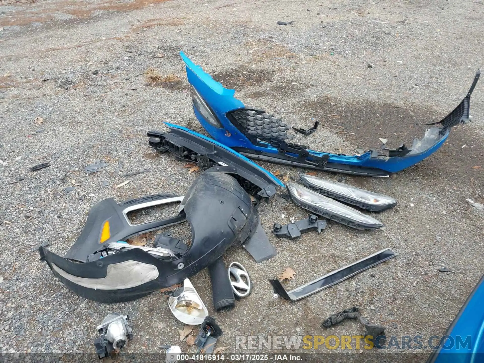 12 Photograph of a damaged car KM8K1CAA2KU300600 HYUNDAI KONA 2019