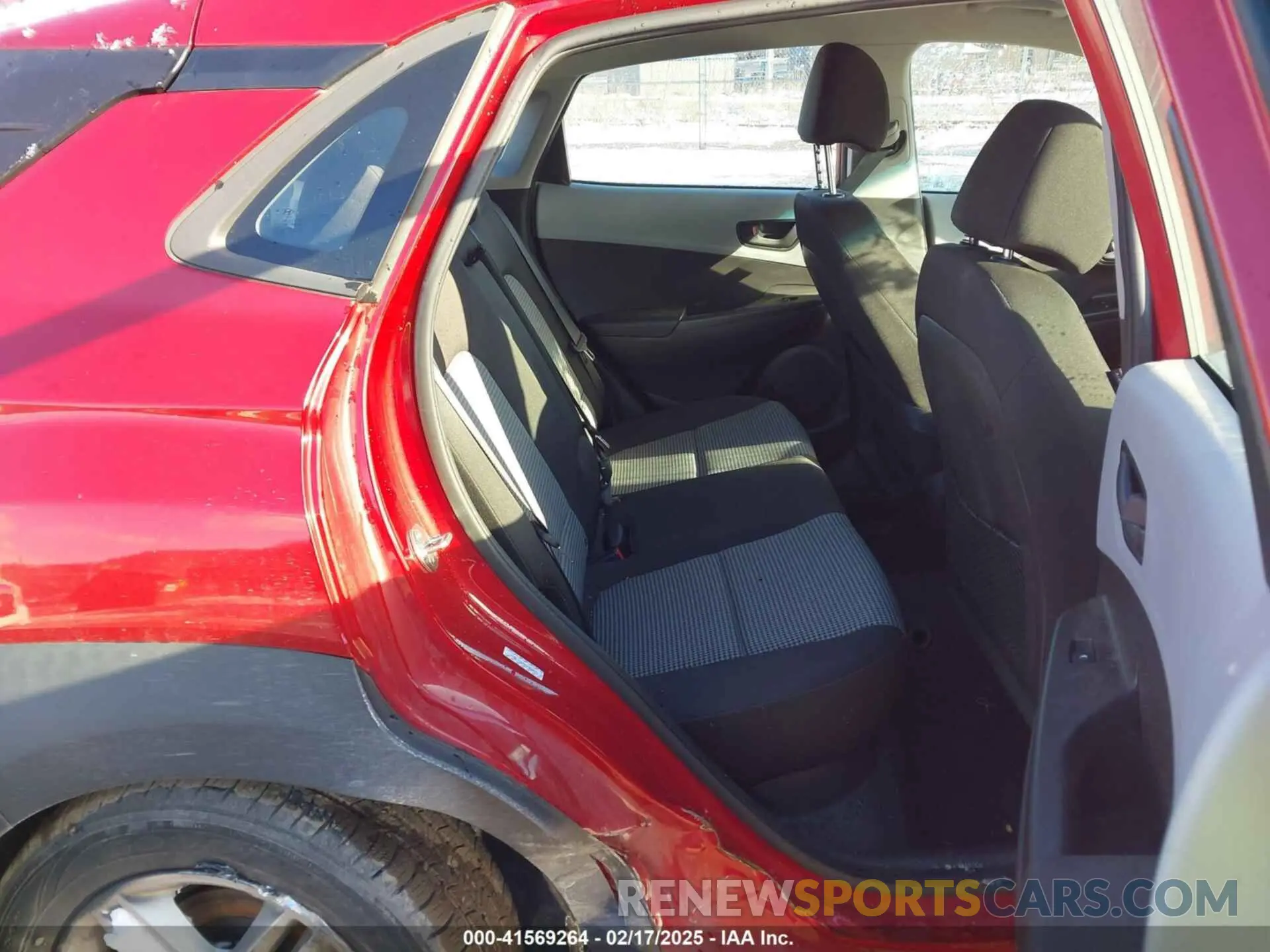 8 Photograph of a damaged car KM8K1CAA2KU352874 HYUNDAI KONA 2019