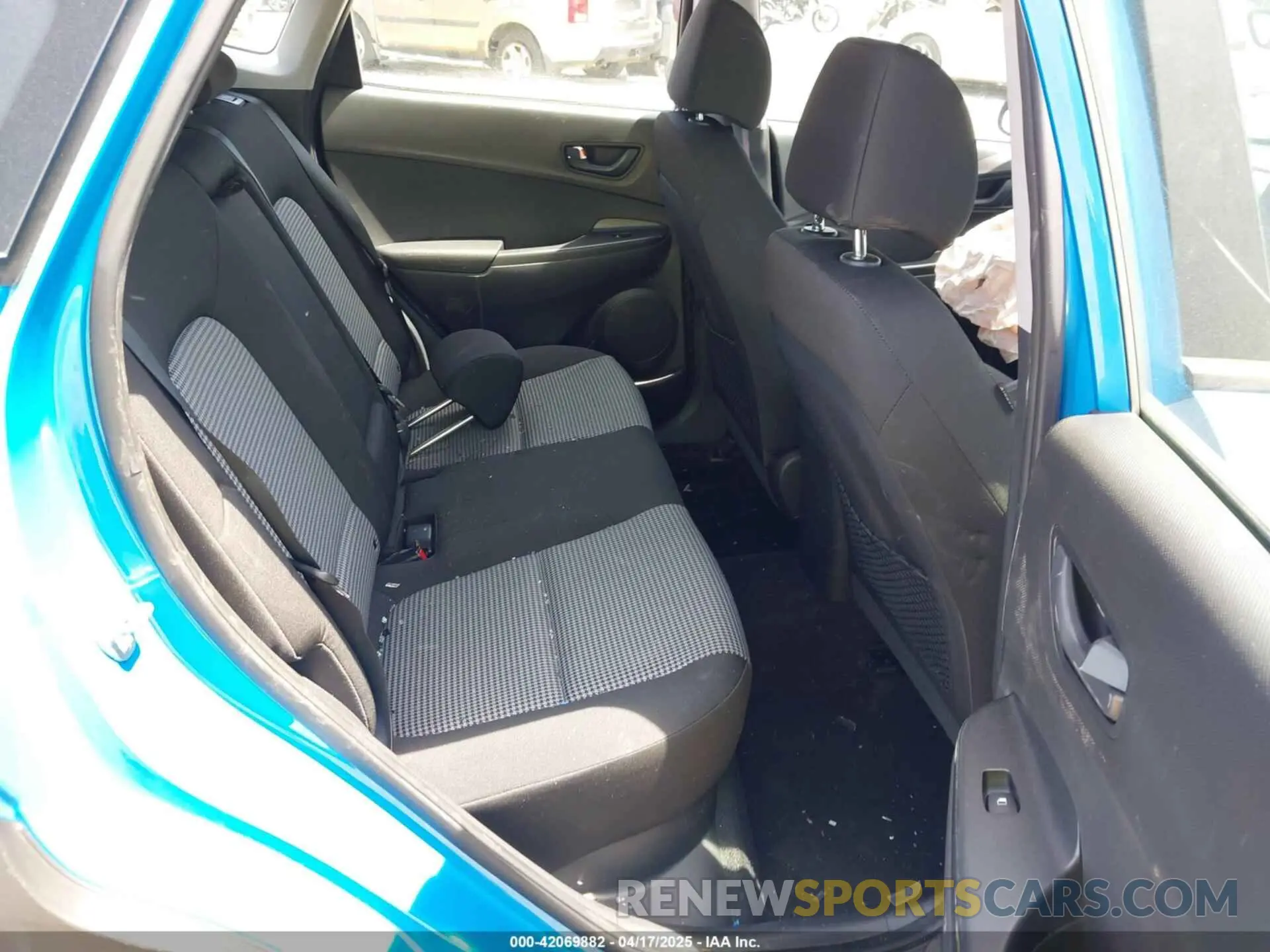 8 Photograph of a damaged car KM8K1CAA3KU340152 HYUNDAI KONA 2019