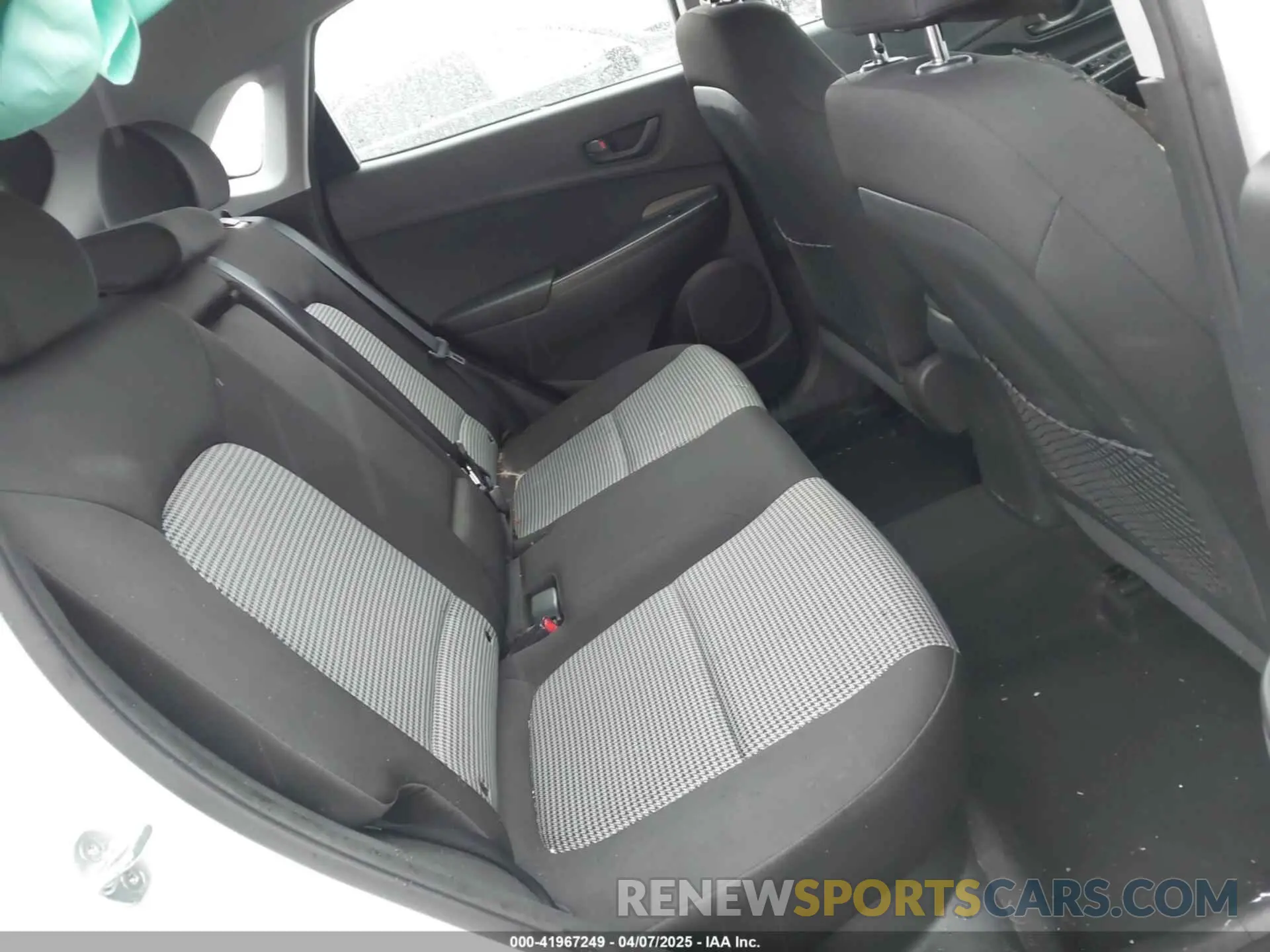 8 Photograph of a damaged car KM8K1CAA3KU365164 HYUNDAI KONA 2019