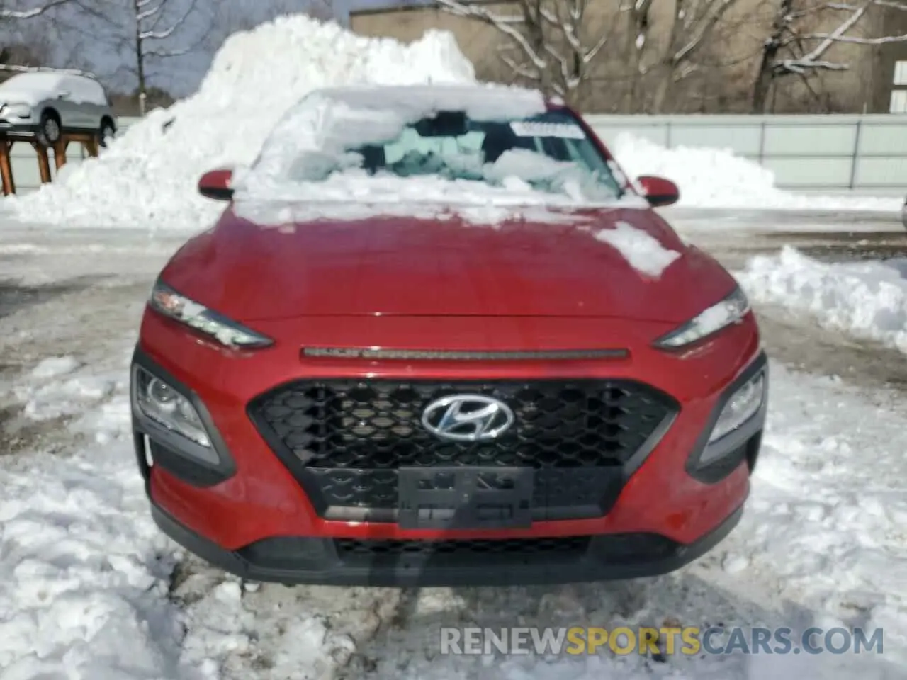 5 Photograph of a damaged car KM8K1CAA4KU381485 HYUNDAI KONA 2019