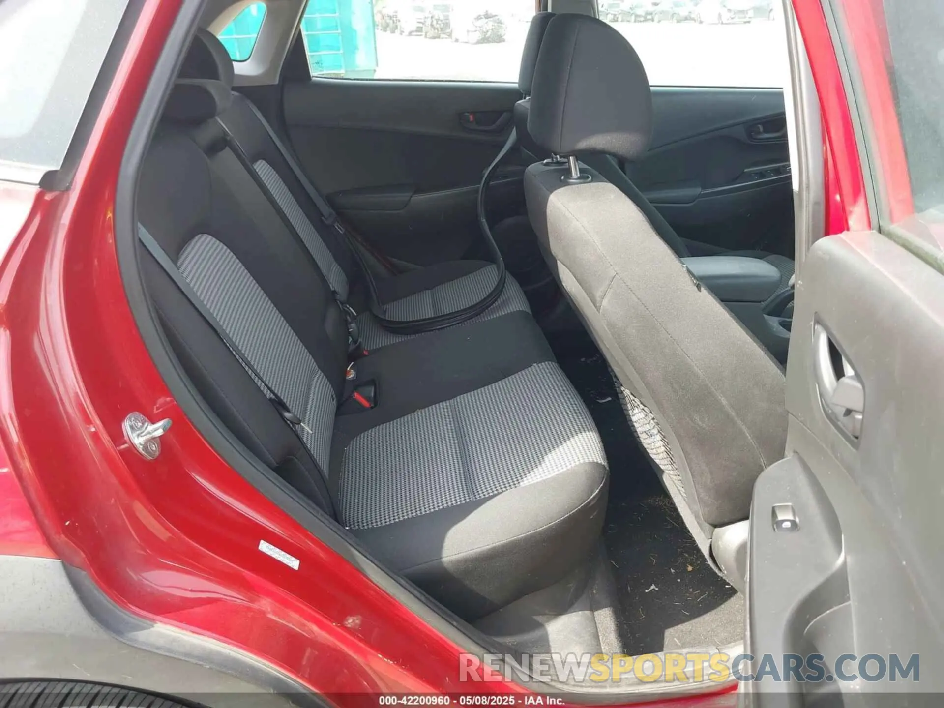8 Photograph of a damaged car KM8K1CAA6KU275281 HYUNDAI KONA 2019