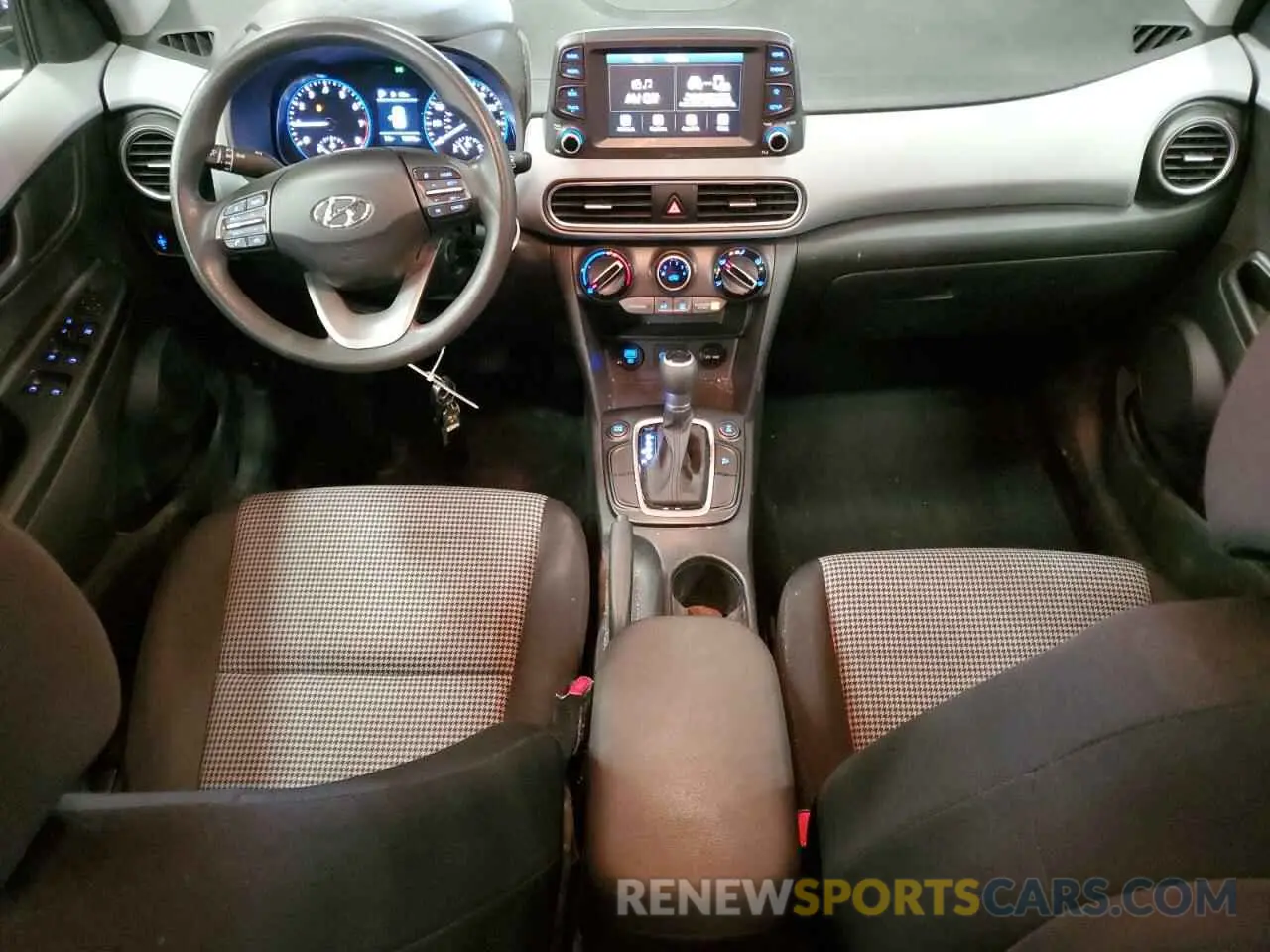 8 Photograph of a damaged car KM8K1CAA6KU292713 HYUNDAI KONA 2019