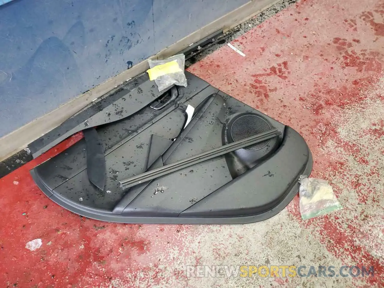 13 Photograph of a damaged car KM8K1CAA7KU300897 HYUNDAI KONA 2019