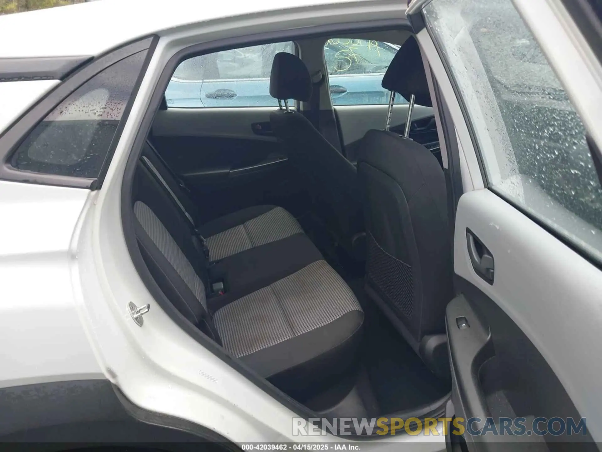 8 Photograph of a damaged car KM8K1CAA8KU279526 HYUNDAI KONA 2019