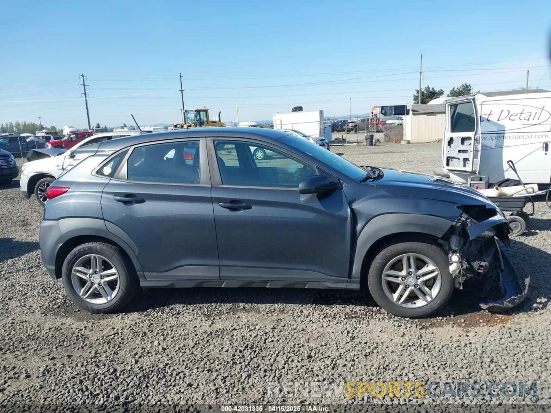 13 Photograph of a damaged car KM8K1CAA8KU288114 HYUNDAI KONA 2019