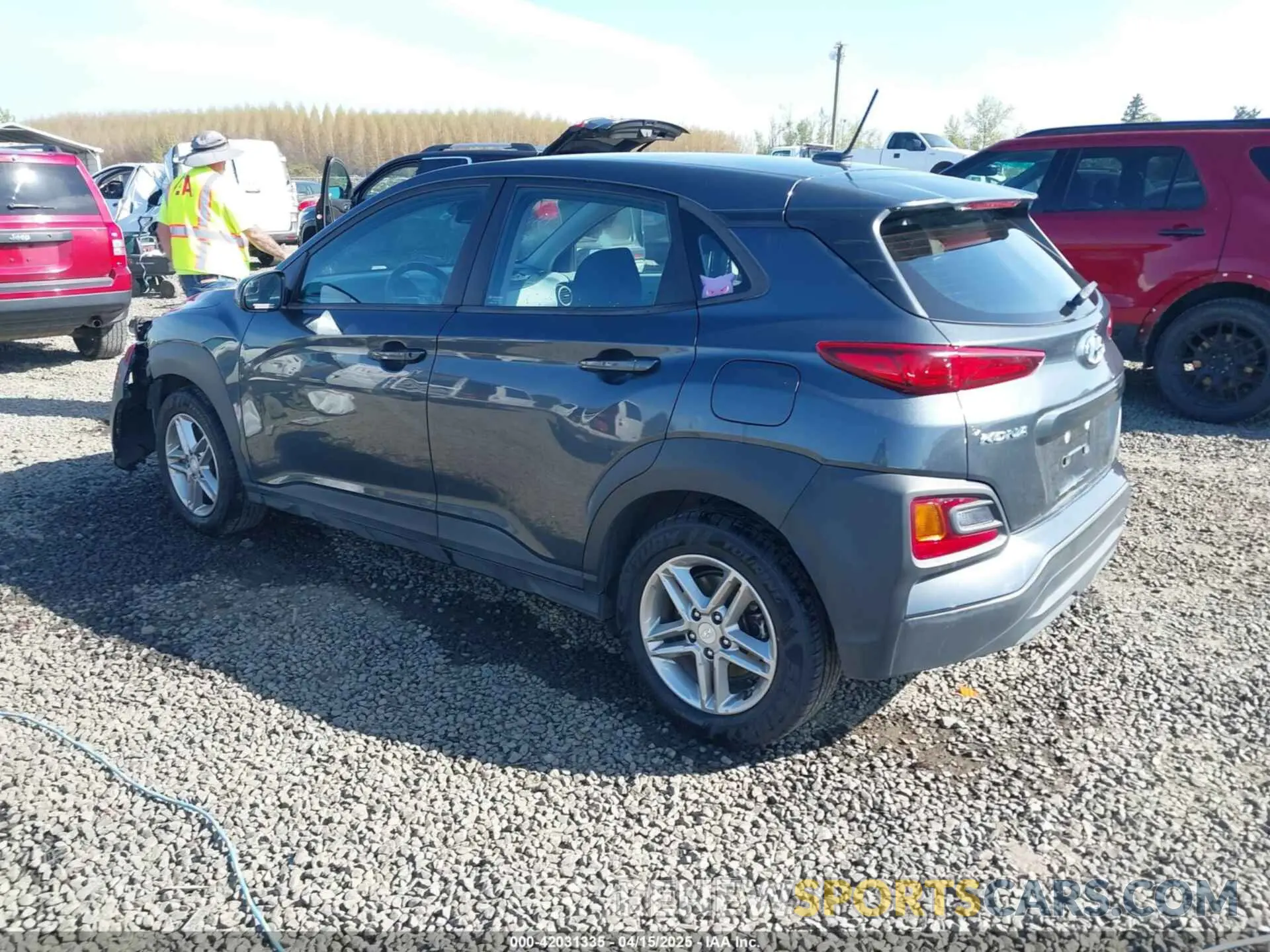 3 Photograph of a damaged car KM8K1CAA8KU288114 HYUNDAI KONA 2019
