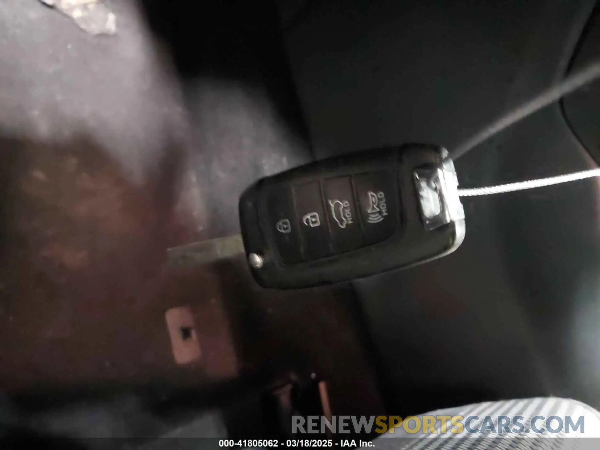 11 Photograph of a damaged car KM8K1CAA9KU195327 HYUNDAI KONA 2019