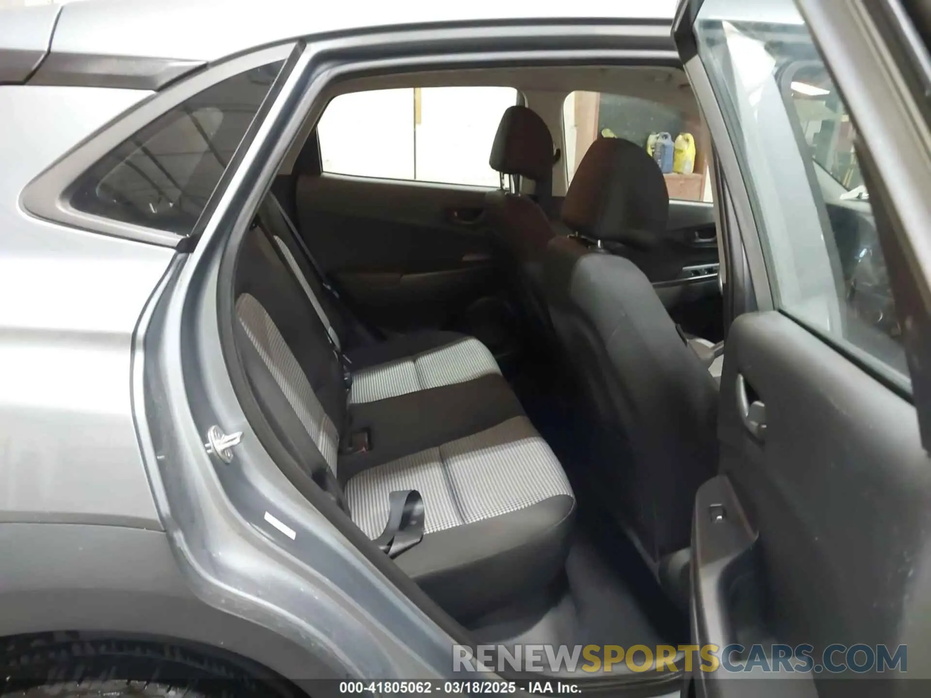 8 Photograph of a damaged car KM8K1CAA9KU195327 HYUNDAI KONA 2019
