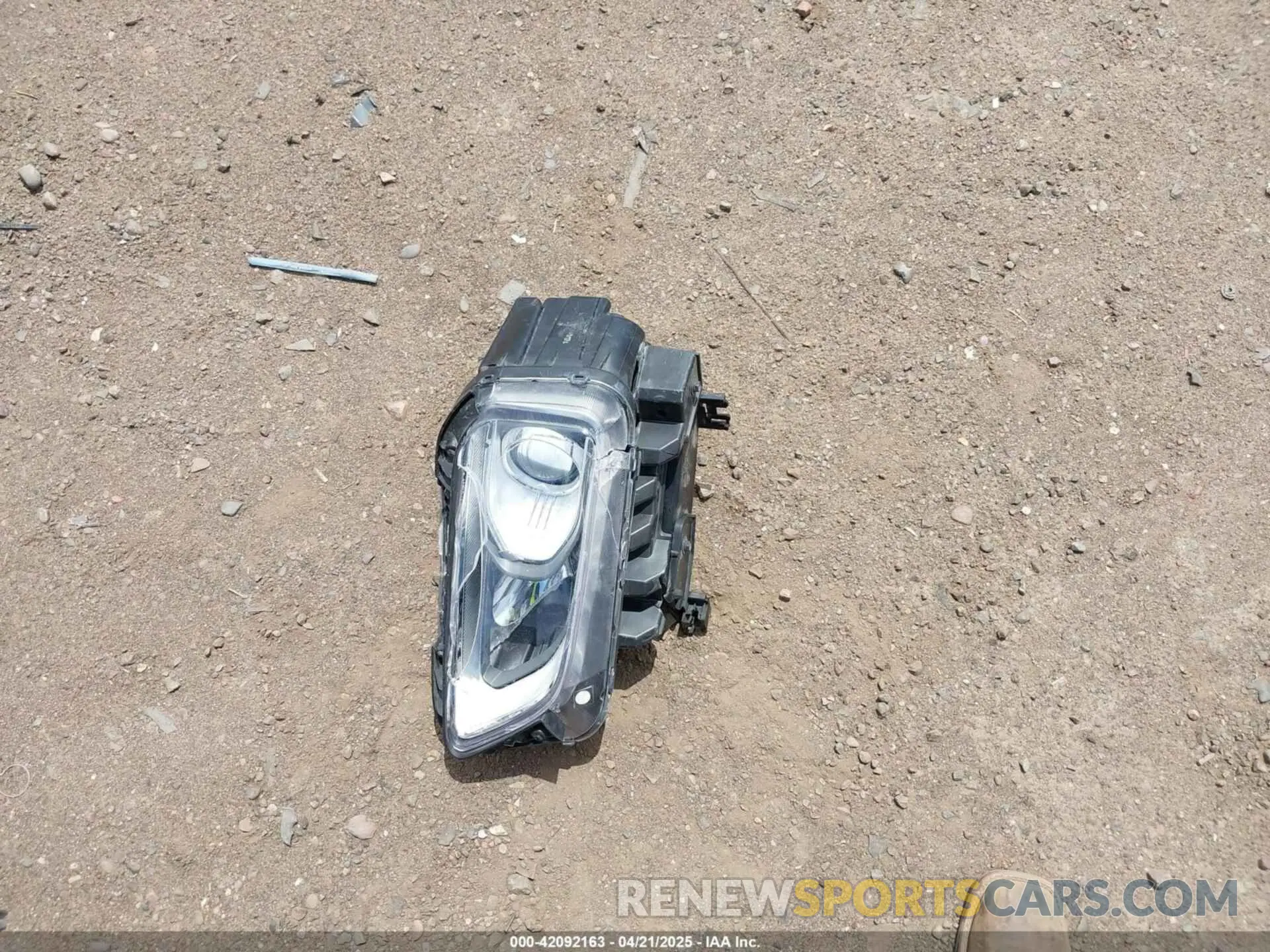 12 Photograph of a damaged car KM8K1CAAXKU249380 HYUNDAI KONA 2019