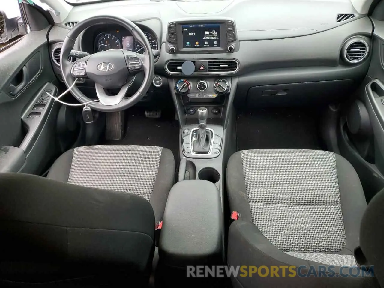 8 Photograph of a damaged car KM8K22AA1KU274725 HYUNDAI KONA 2019