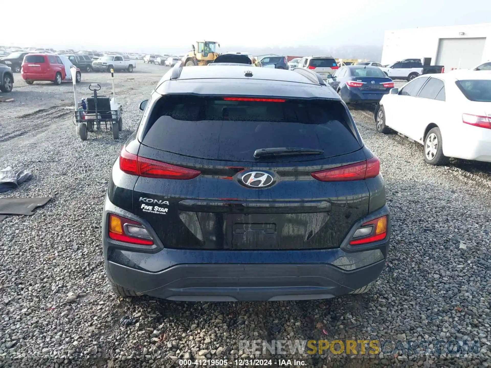 17 Photograph of a damaged car KM8K22AA2KU194849 HYUNDAI KONA 2019