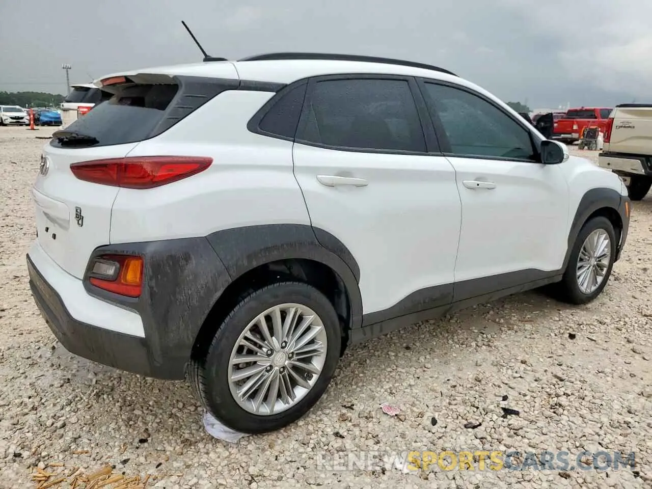 3 Photograph of a damaged car KM8K22AA2KU390984 HYUNDAI KONA 2019